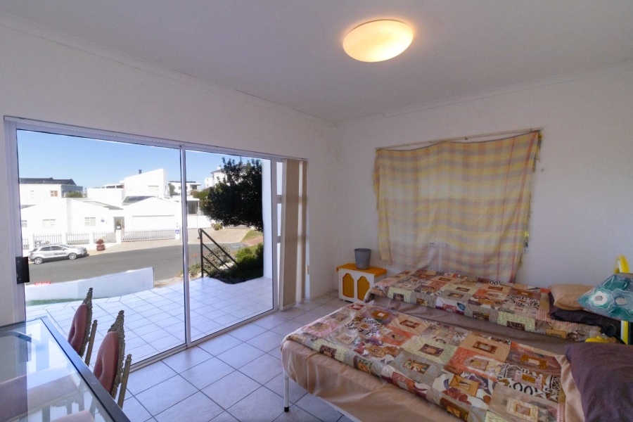 5 Bedroom Property for Sale in Vermont Western Cape